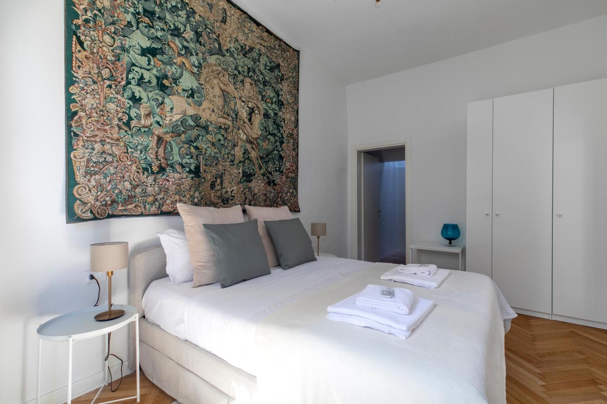 Appartamento Palazzo Calvi Di Coenzo - *